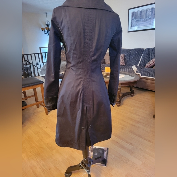 Rudsak fall/spring 3/4 length  jacket W/ leather trim - Picture 3 of 11